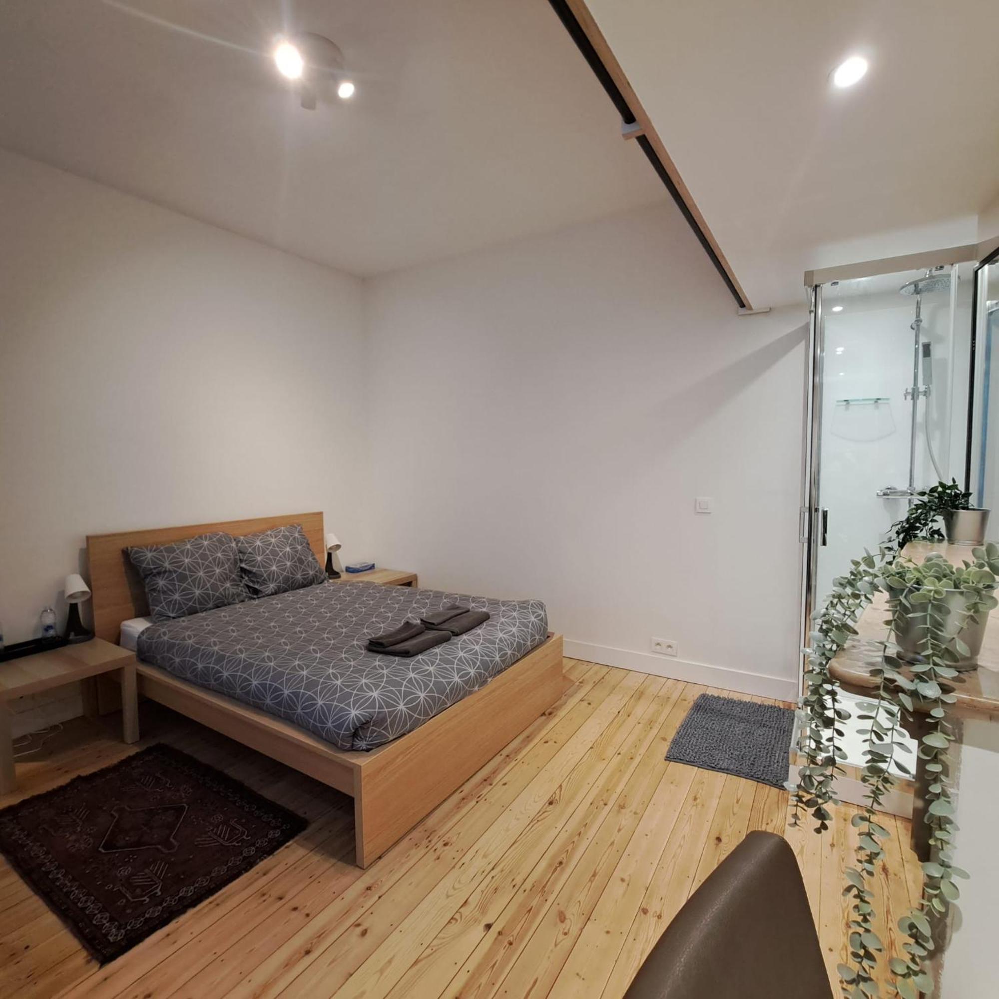 Comfortable Room With Terrace European Parliament Brussels Exterior photo